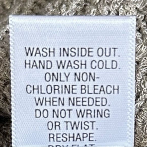 Elle Pullover Sweater Women Size M NWT Taupe V-neck Open Knit Shimmer Layering - Picture 9 of 9